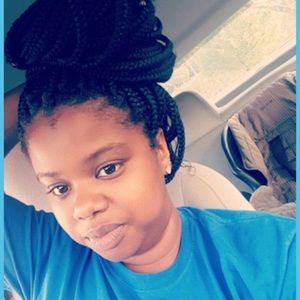 Meet your Posher, Alisha